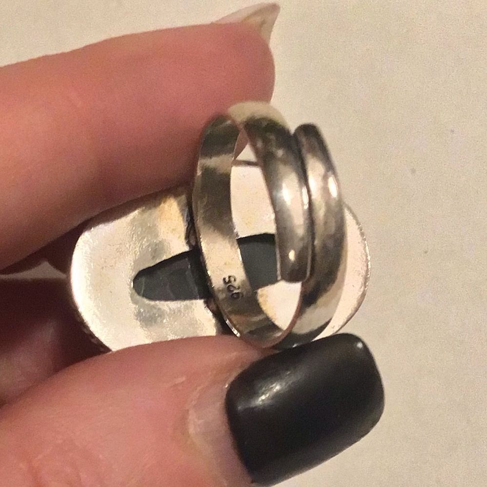 Oval Stone Sterling Silver Ring Adjustable Size - Picture 4 of 4